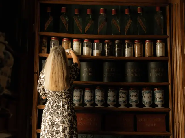 L'arrière boutique de l'Apothicairerie de Bourg-en-Bresse