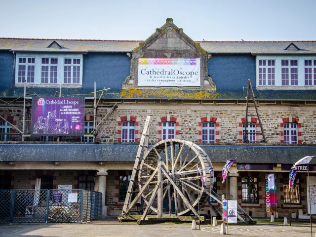 Cathédraloscope, Dol-de-Bretagne