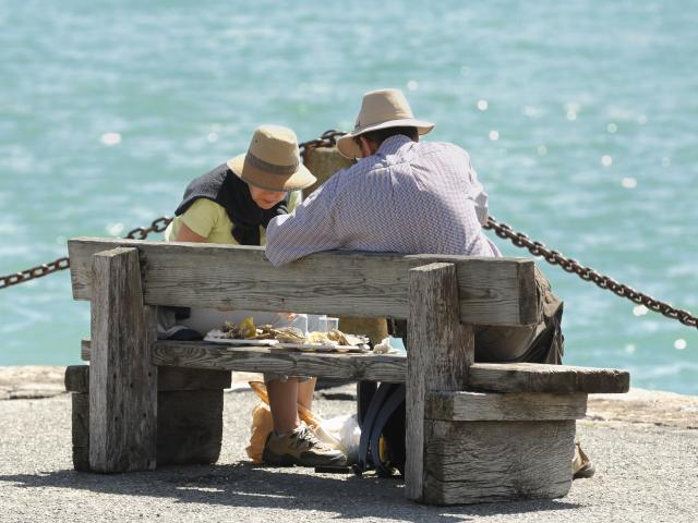 Oyster tasting for two in Cancale