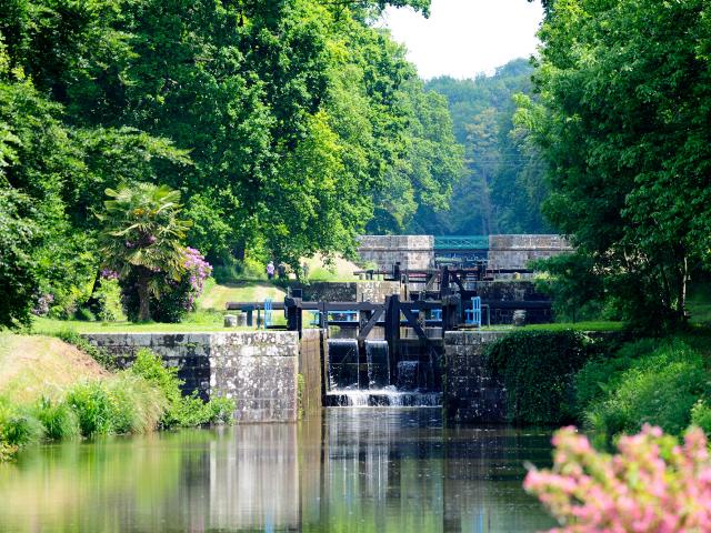 Site of 11 locks in Hédé