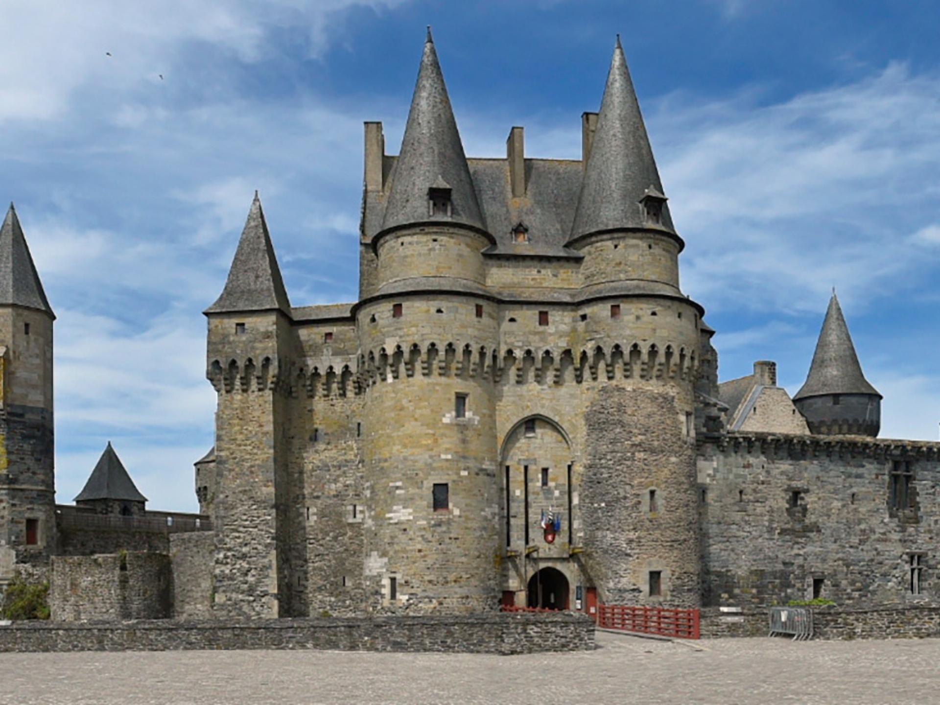 Châteaux et forteresses d’IlleetVilaine IlleetVilaine tourisme (35) en Bretagne