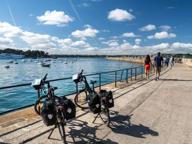 Le môle des Noires, Saint-Malo
