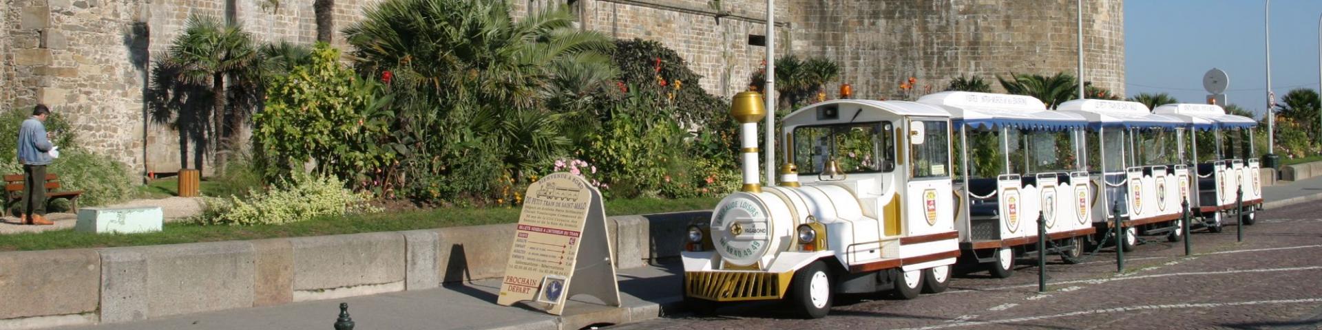 Sightseeing train in Saint-Malo
