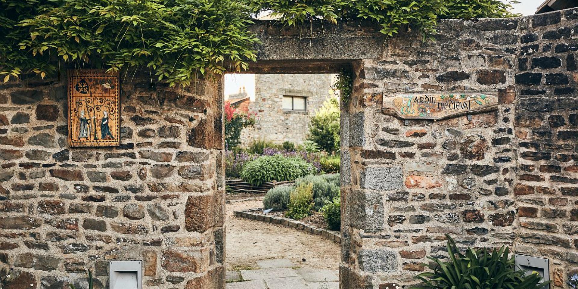 Medieval garden in Saint-Aubin-du-Cormier