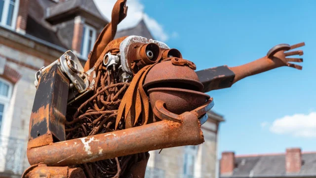 Le singe Boolycho de Christian Champin à Châteaubourg