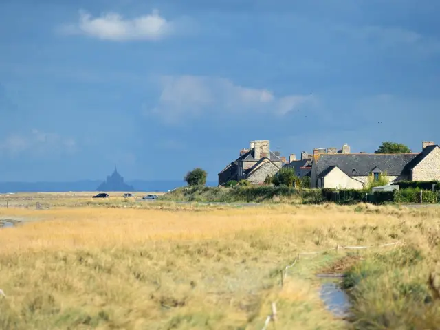 Véloroute La Régalante - étape 1 - départ du Mont Saint-Michel