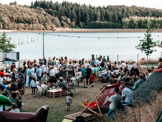 Guinguette A La Bonheur Saint M Herve