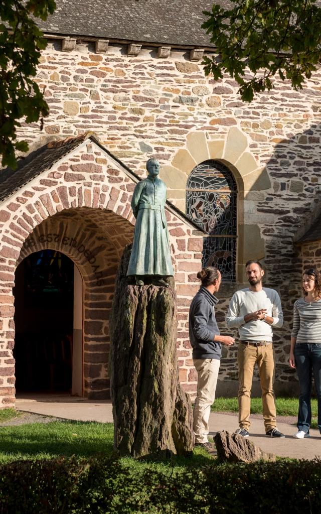 Frankrijk, Morbihan (56), Tréhorenteuc, Kerk van Abbé Gillard