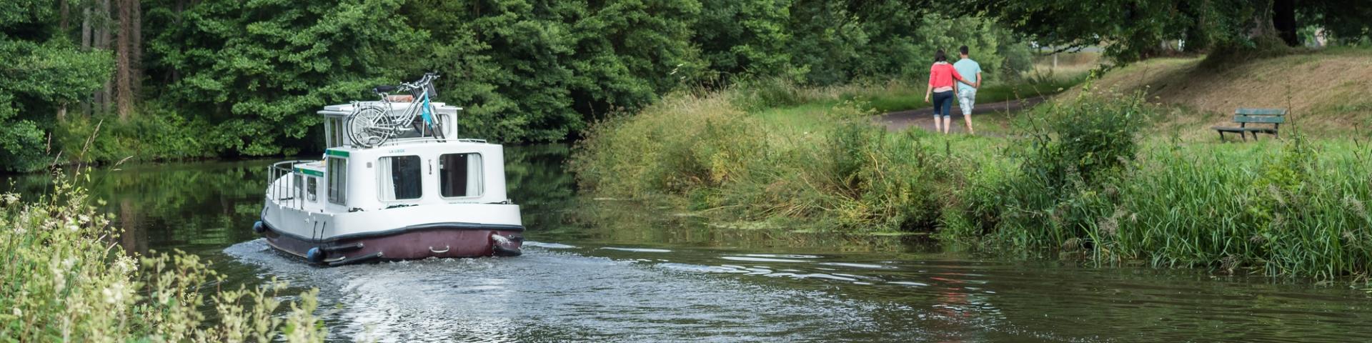 Navigazione sul Canal de Nantes à Brest