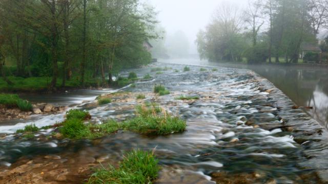 Samenvloeiing van de rivieren Meu en Garun
