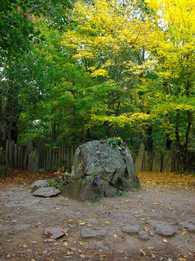 tombeau de Merlin, printemps
