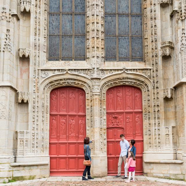 Ploermel, L'église Saint-Armel