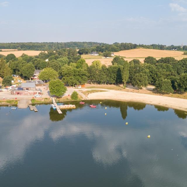plage lac au Duc vue aérienne
