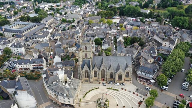 Vista aerea del centro storico © Comune di Ploërmel