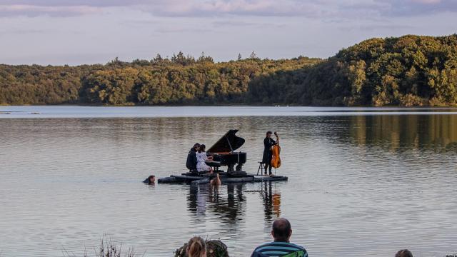 Mercredis Du Lac