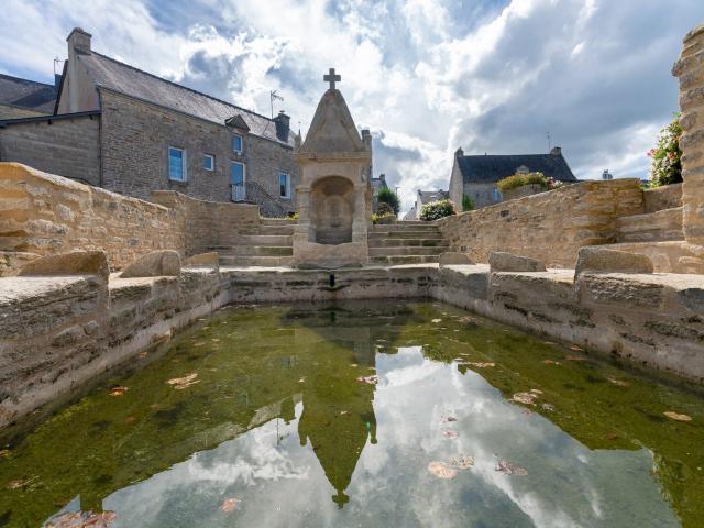 Fountain Lavoirm. Rivrin