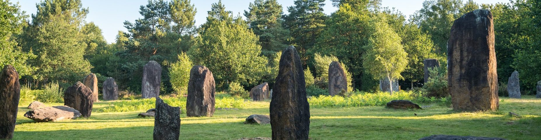 Menhir Monteneuf Sito megalitico