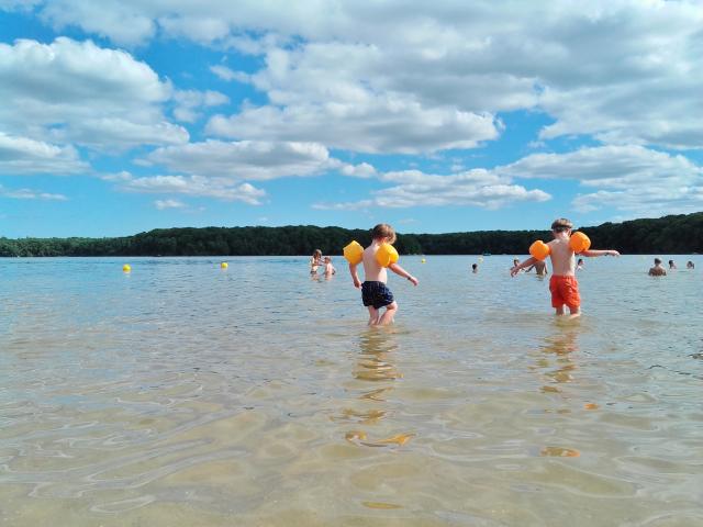 Baignade Lac De Tremelin Destination Broceliande