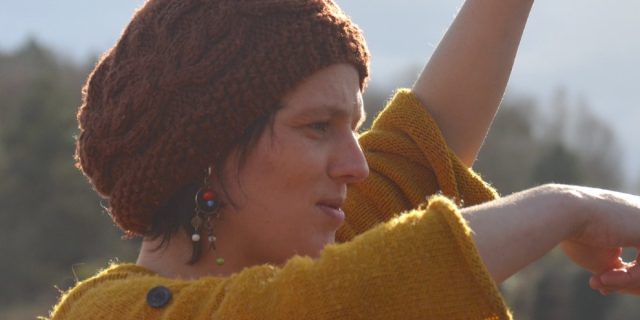 Camille Rousselle, conteuse en Brocéliande