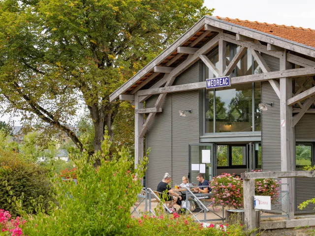 Gare vélo-rail café terrasse