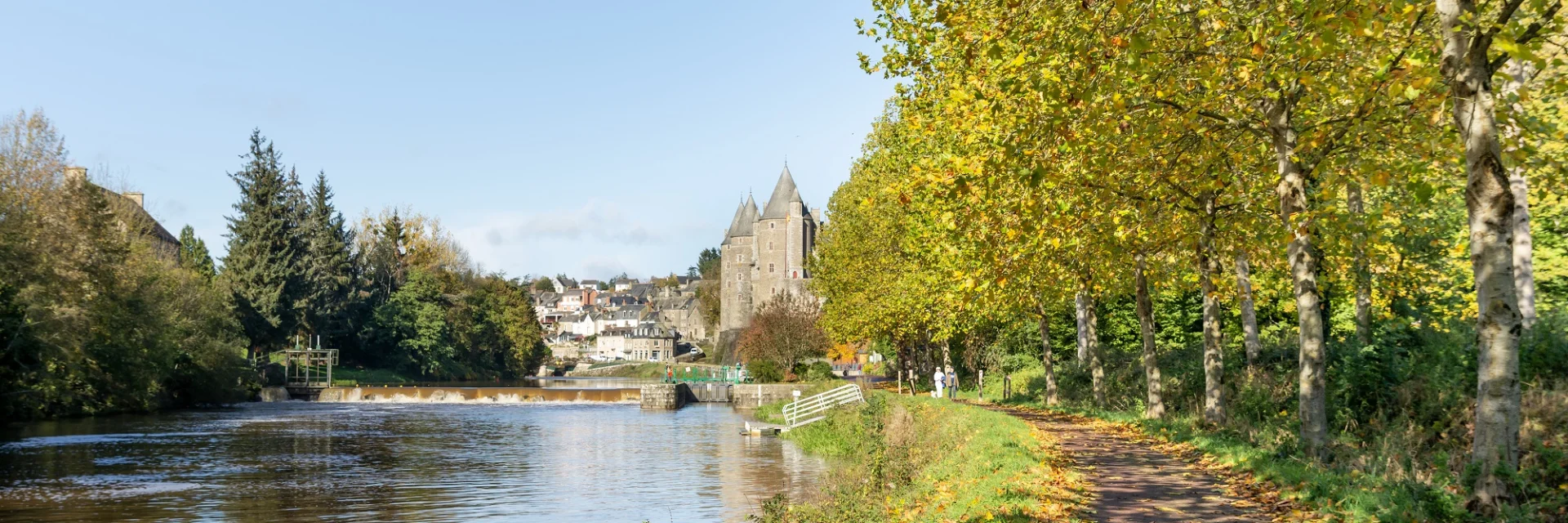 Josselin canal automne