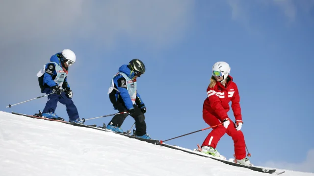 Cours de ski alpin avec l'ESF