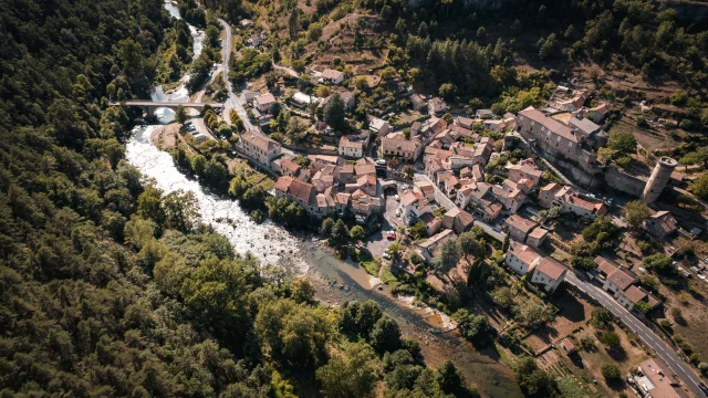 Eau Paysage La Roque Enzoplanes 3 Min