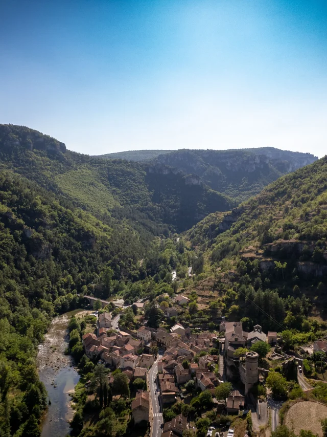 Eau Paysage La Roque Enzoplanes Min