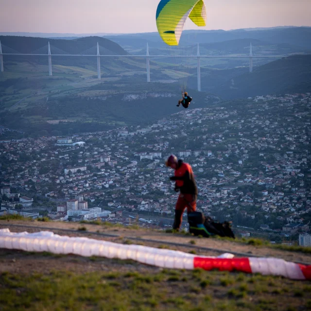 Pouncho Parapente Paysage Enzoplanes 15 Min