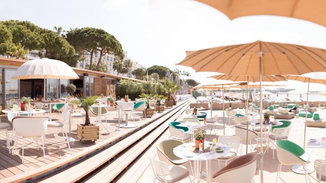 3-14-plage-ville-de-cannes-.jpg