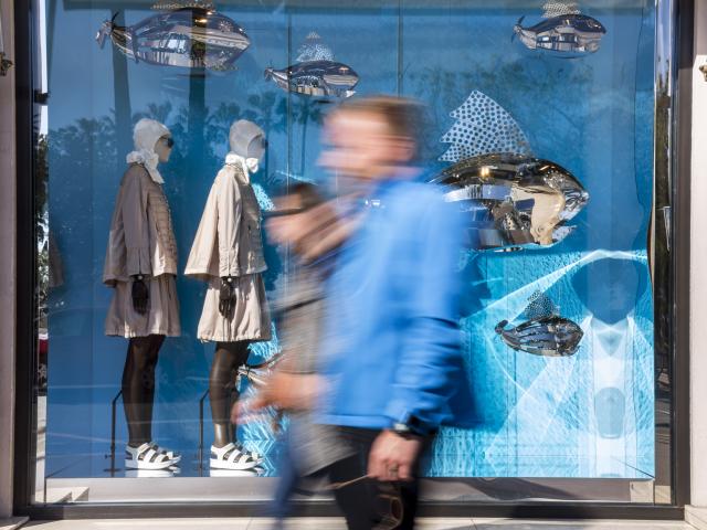 cannes-shopping-croisette-herve-fabre.jpg