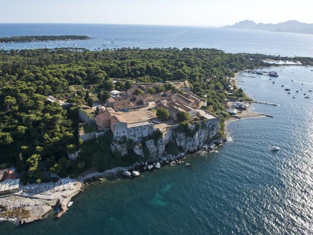 Ile Sainte Marguerite Vue Du Fort Sainte Marguerite