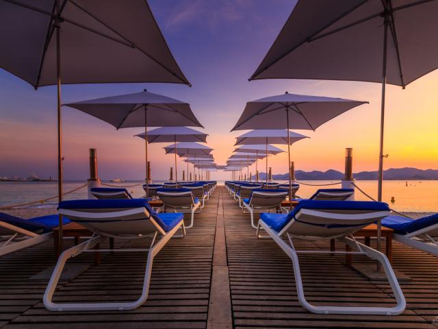 Plage Du Martinez By Night@slpcannes