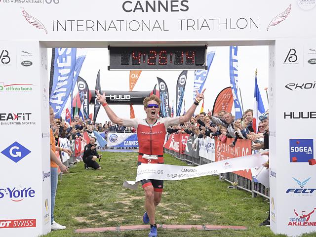 Triathlon Cannes©traverso