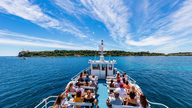 Cannes Réserver Traversée Bateau Iles De Lérins ©transcotedazur