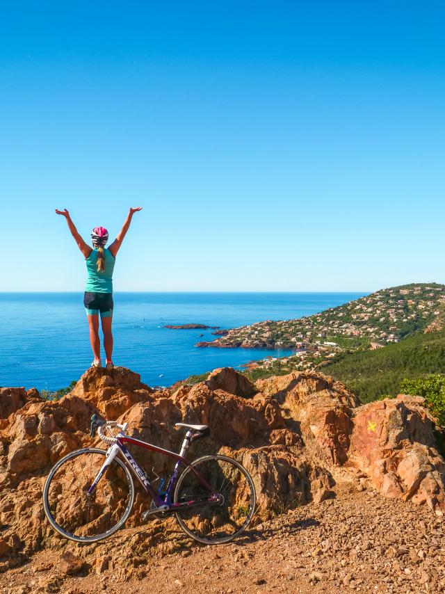 Faire Du Velo Esterel Cote D Azur©isabelle Fabre