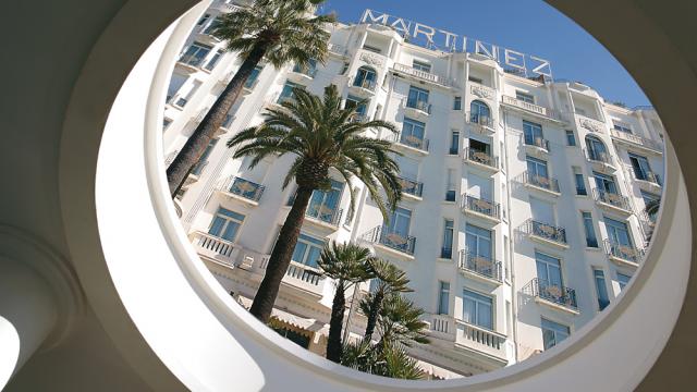 Hotel Martinez Cannes Facade Zoom