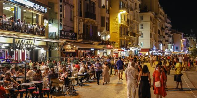 restaurants-felix-faure-mairie-de-cannes-1.jpg