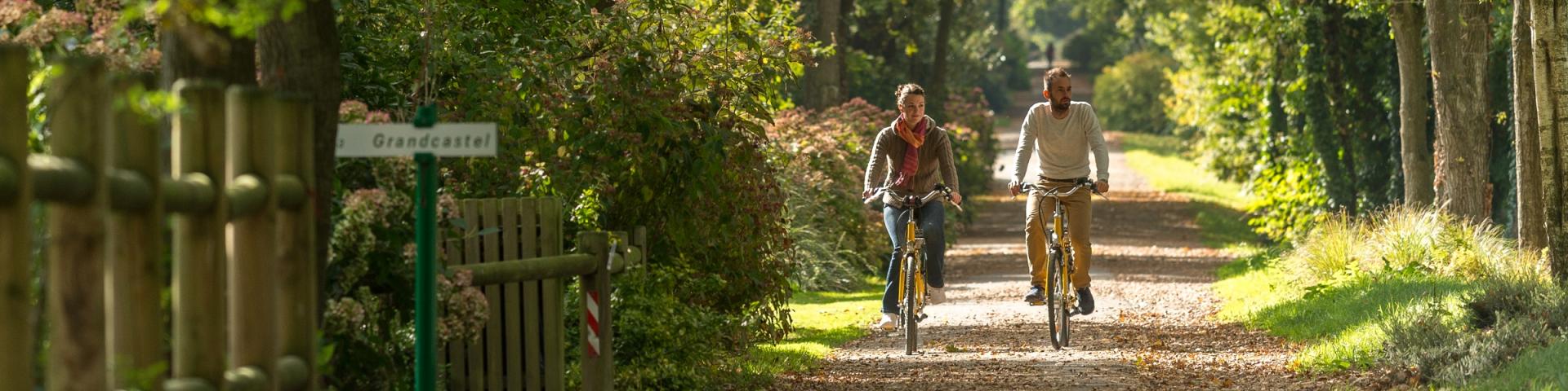 Randonnée vélo dans le Poher au carrefour des Voies Vertes, de la Vélodyssée et du Canal de Nantes à Brest