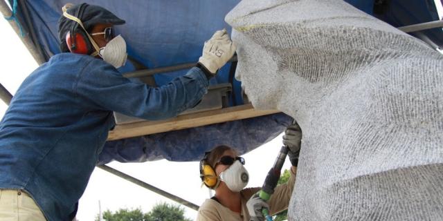 Finition d'une sculpture
