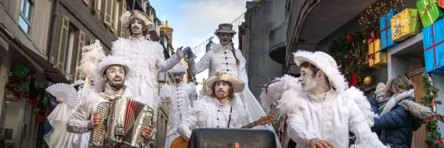 Voie Lactee Cie Cirque En Spray Web