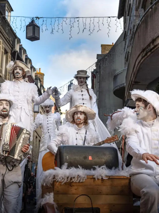 Voie Lactee Cie Cirque En Spray Web