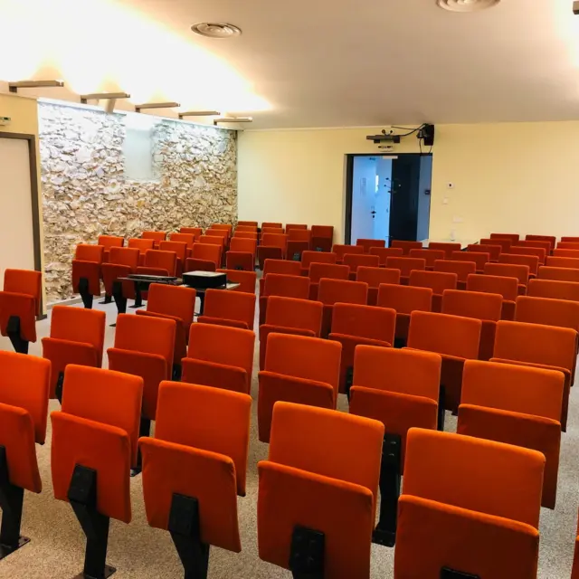 Salle Meva Plus De 40 Personnes