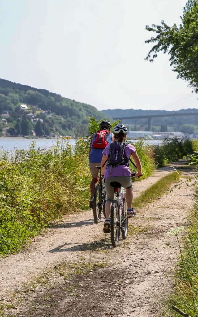 Vallee De La Seine Pays De Caux Juillet 2018 Sport Vtt Couple Famille Balade Sentier Veloroute Voie Verte Sma76 H Salah