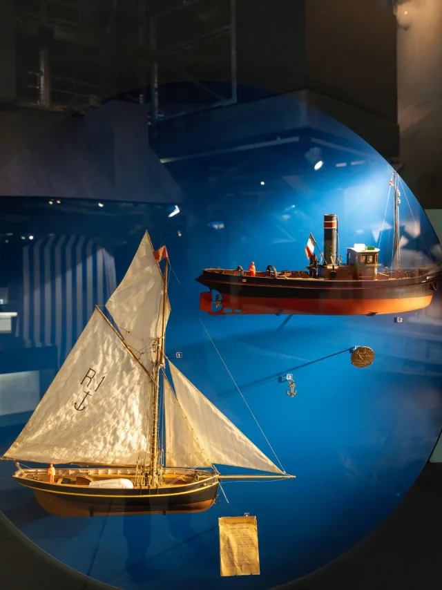 Rives En Seine Caudebec En Caux 2023 Museoseine Globe Model Boat Eric Sanson