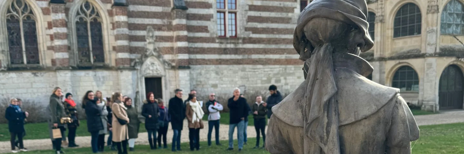 Saint Maurice D Etelan Januar 2024 Chateau Etelan Außenbesichtigung Statue Kulturerbe In Caux Seine Csnt