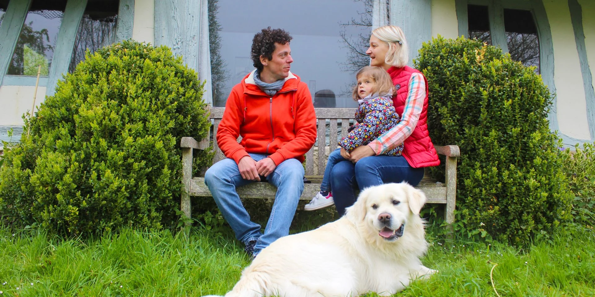 Family Dog Together Stay In Normandy Caux Seine Green Holidays Csnt