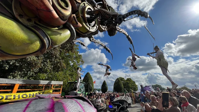 Fete Du Cidre Et De La Pomme Caudebec En Caux Septembre Normandie Parade 5