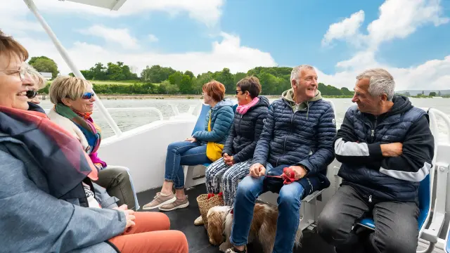 2025 Printemps Shooting Bateau Sur La Seine Caudebec En Cauc Agence Bonne Heure