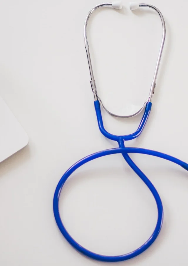 stethoscope-2617701-1920.jpg